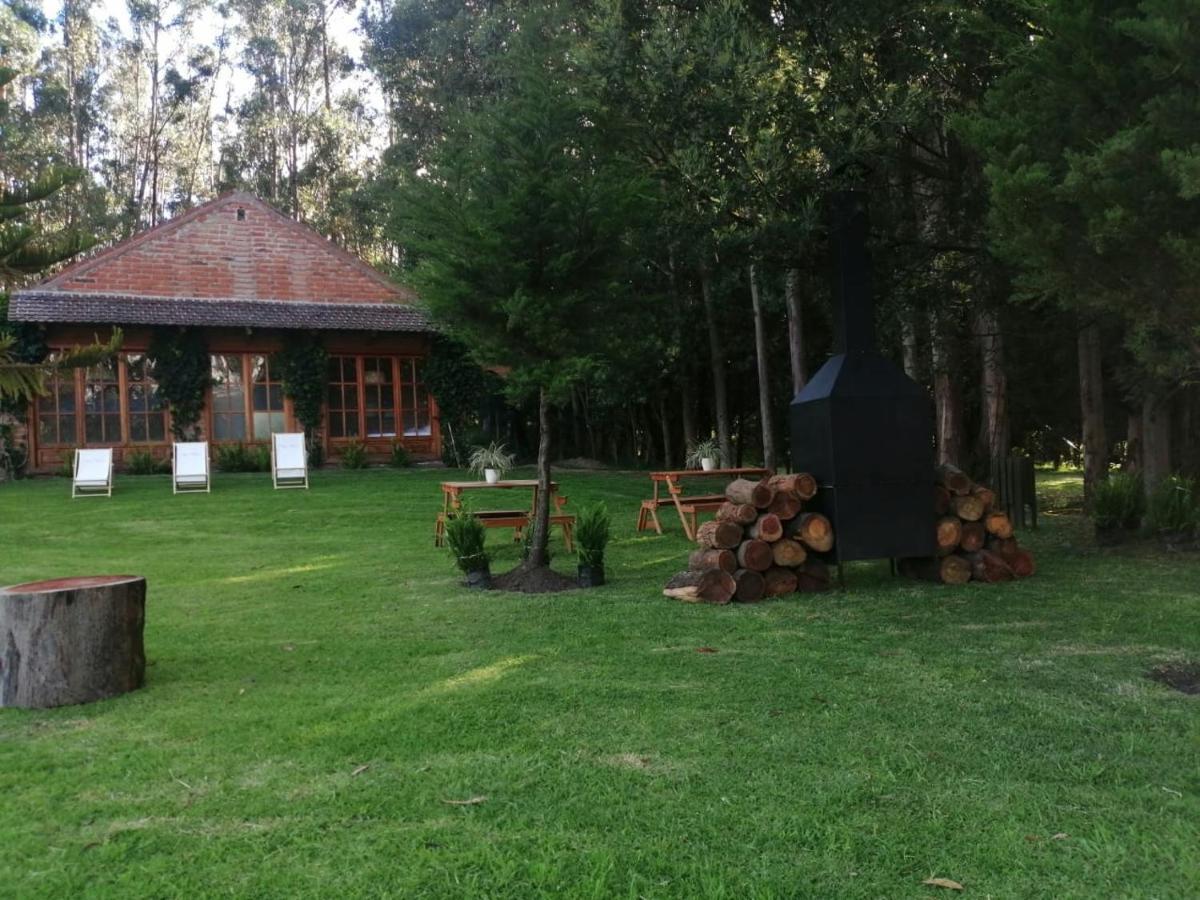 Palumbo Glamping & Villas กายัมเบ ภายนอก รูปภาพ