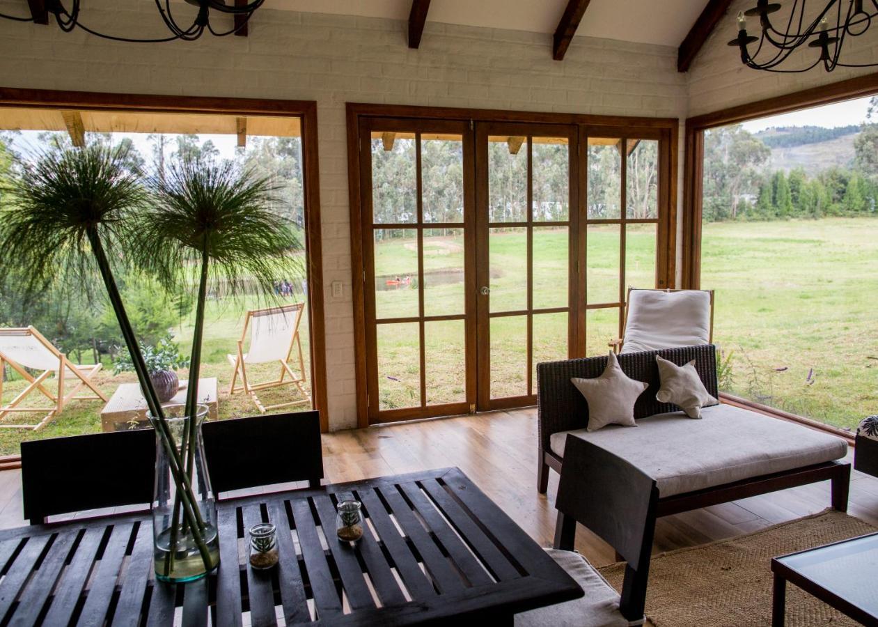Palumbo Glamping & Villas กายัมเบ ภายนอก รูปภาพ