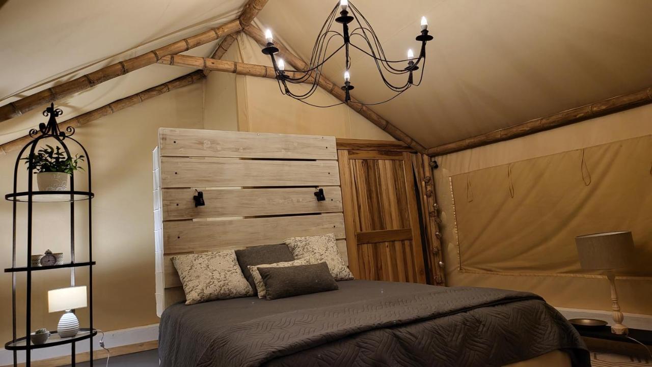 Palumbo Glamping & Villas กายัมเบ ภายนอก รูปภาพ